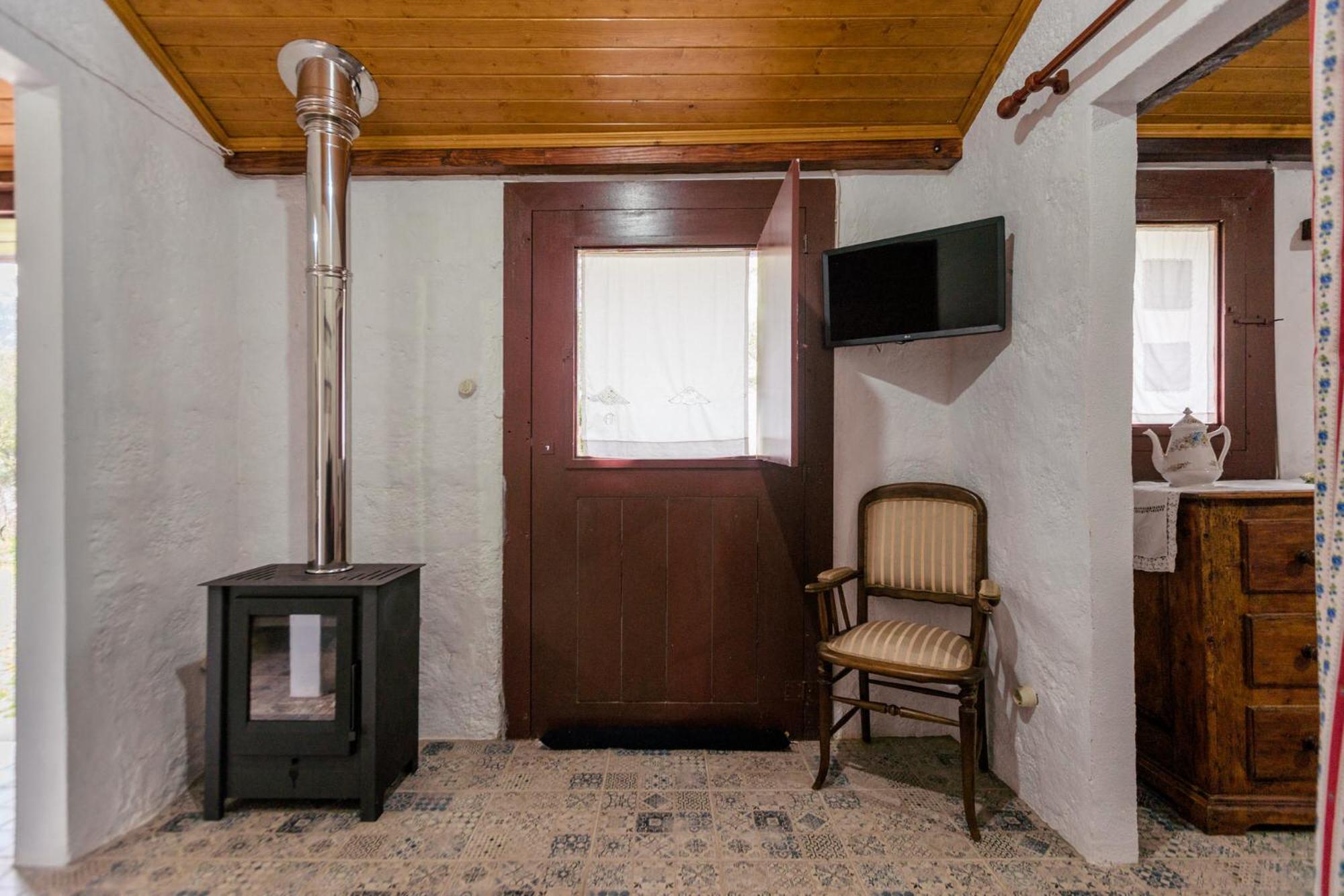 Гостевой дом Casa Lavoura Em Requeixo Селорику-ди-Башту Экстерьер фото